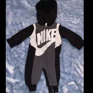 Boys Nike bodysuit